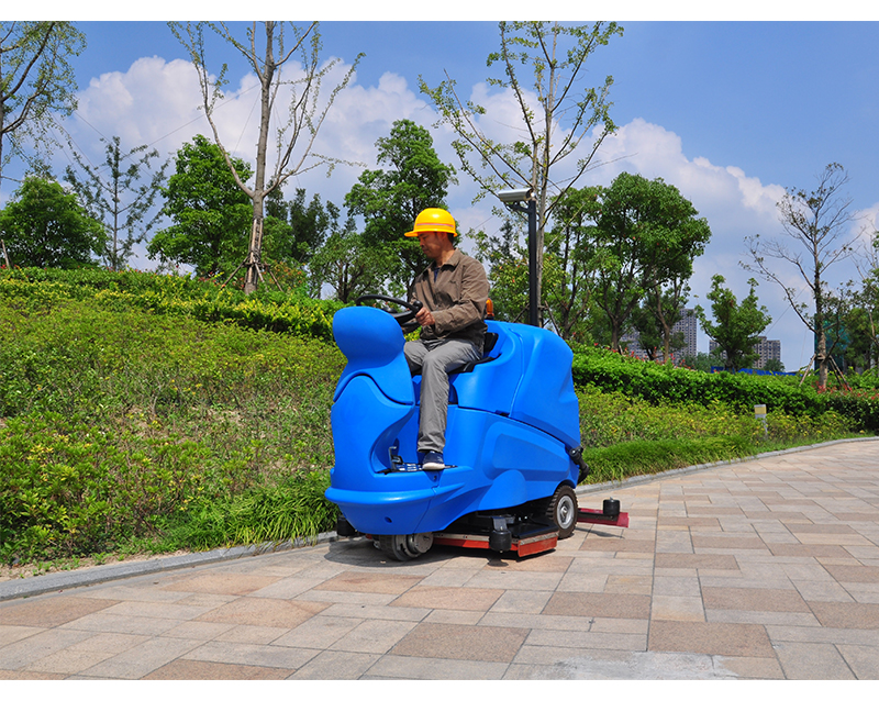 駕駛式洗地機(jī)銷售.jpg